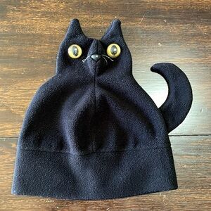 Tommy Art by Grandoe black cat 🐈‍⬛ winter hat